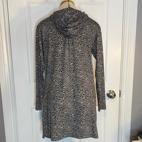 Betsey Johnson Leopard Hooded Sleep Shirt Nightgown Lounge Small - Picture 4 of 10